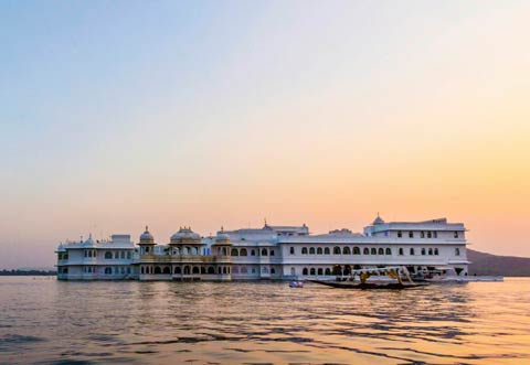 Royal Splendours of Rajasthan—A Luxury Sojourn