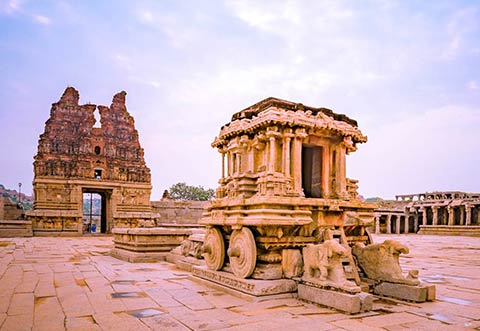 Southern Stories: Temples, Trains & Tranquility